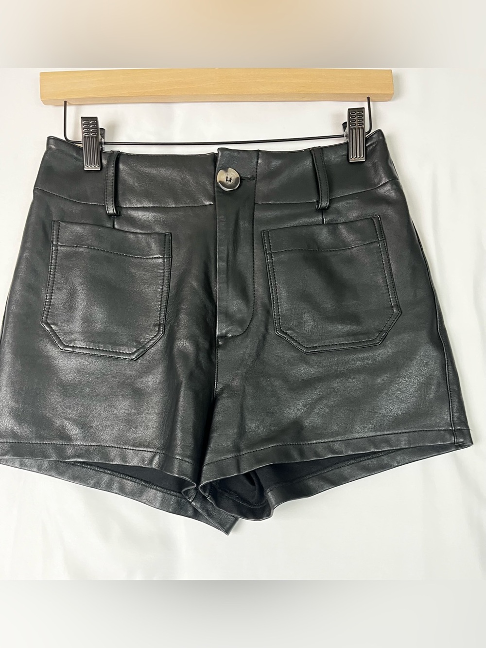 Maeve the Colette Black High-Rise Faux Leather Shorts size 26